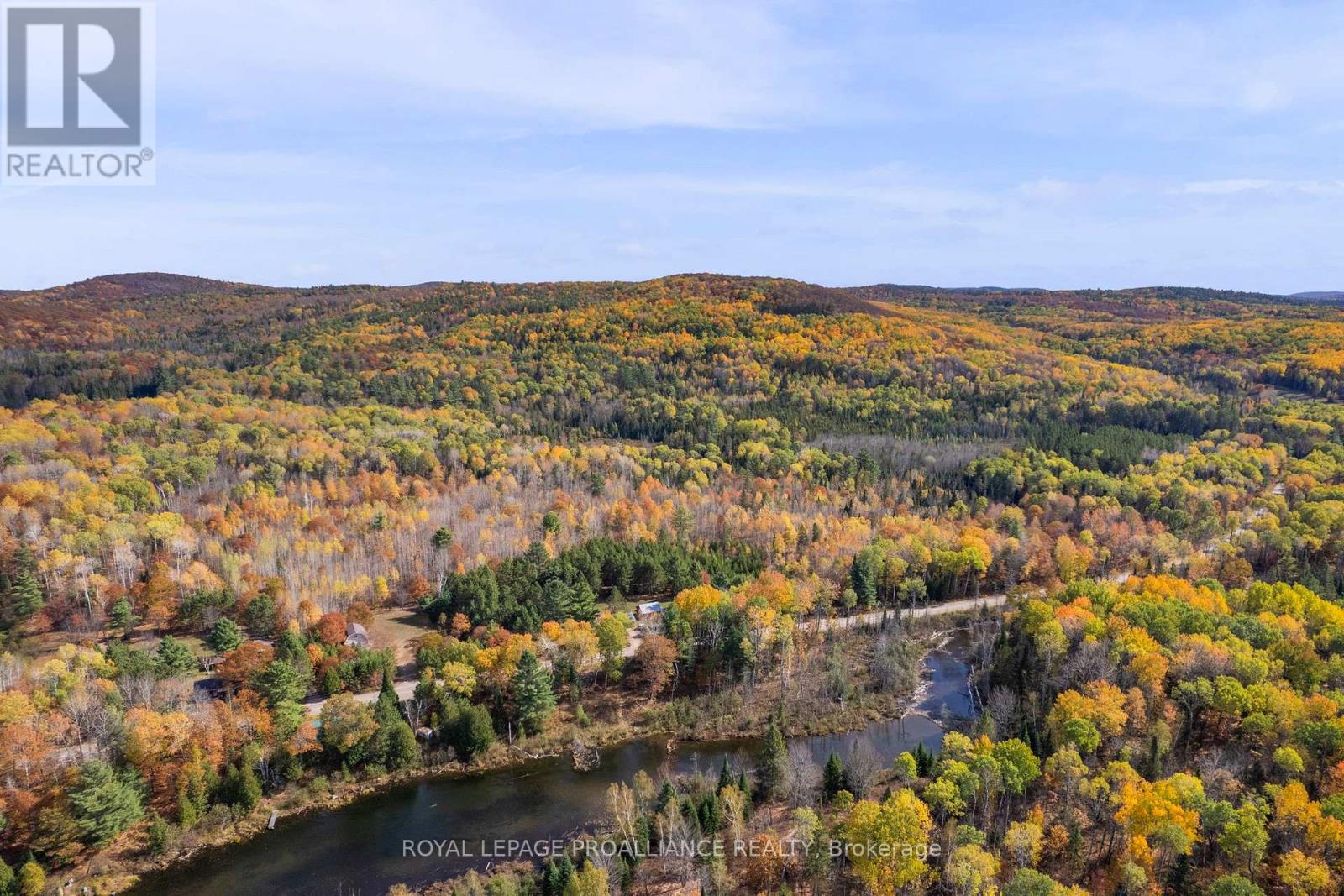 732 Old Barry's Bay Road, Madawaska Valley, Ontario  K0J 1B0 - Photo 6 - X12463743