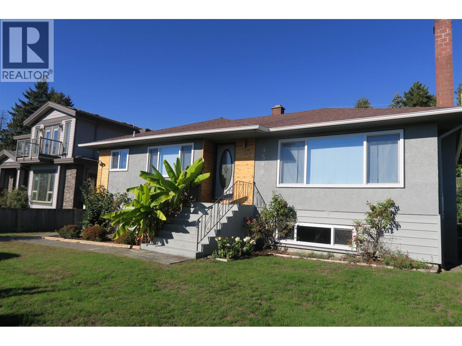 4599 Sunland Place, Burnaby, British Columbia  V5J 3A3 - Photo 2 - R3058574