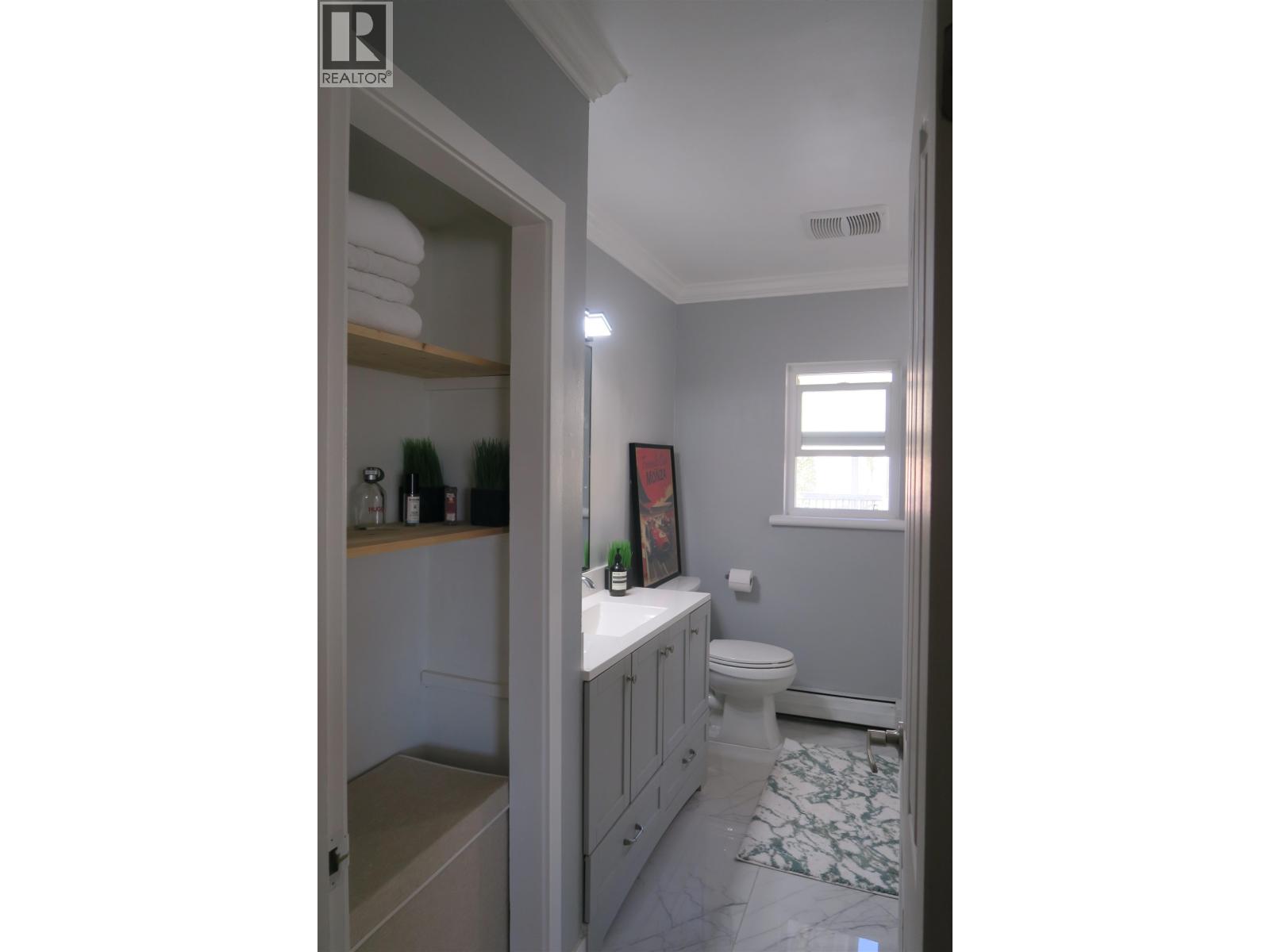 4599 Sunland Place, Burnaby, British Columbia  V5J 3A3 - Photo 11 - R3058574