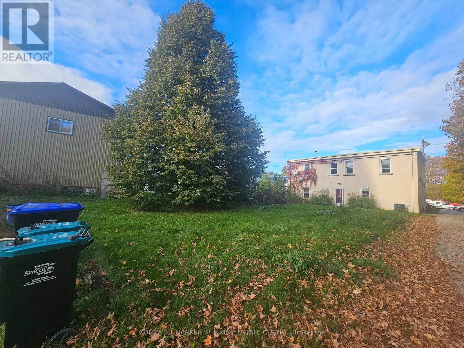South - 4570 Penetanguishene Road, Springwater, Ontario  L0L 1V0 - Photo 5 - S12379987