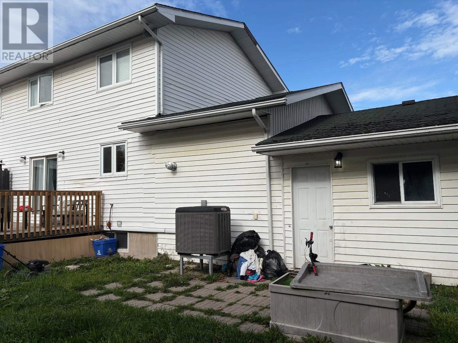 239 Langdon Rd, Sault Ste. Marie, Ontario  P6C 2Y1 - Photo 2 - SM252962