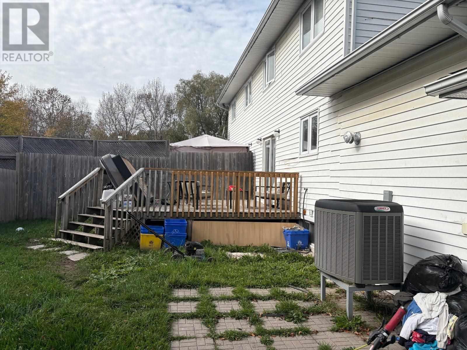 239 Langdon Rd, Sault Ste. Marie, Ontario  P6C 2Y1 - Photo 3 - SM252962