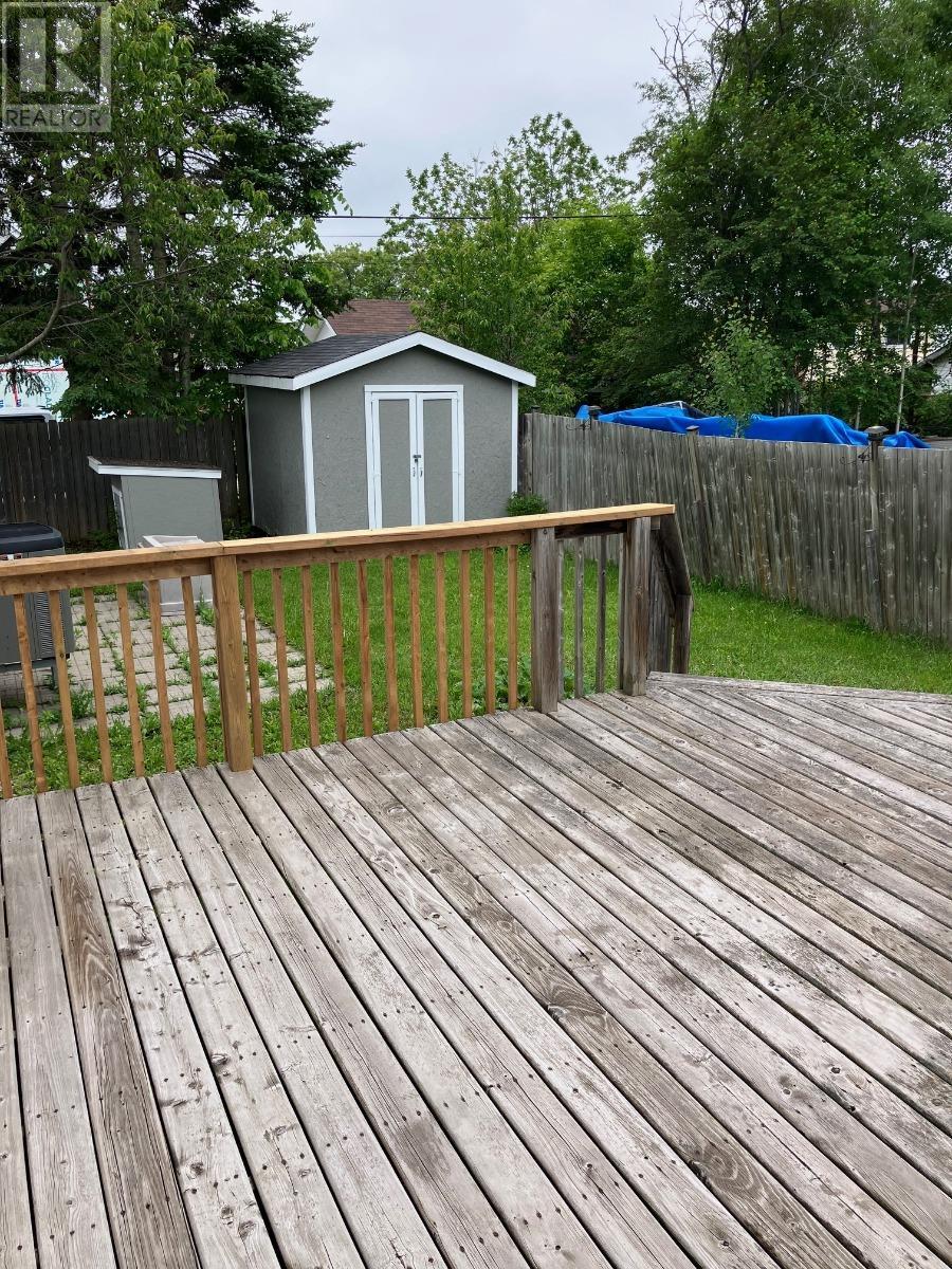 239 Langdon Rd, Sault Ste. Marie, Ontario  P6C 2Y1 - Photo 8 - SM252962