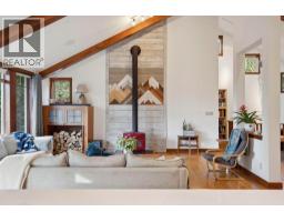 8028 Jackpine Road, vernon, British Columbia