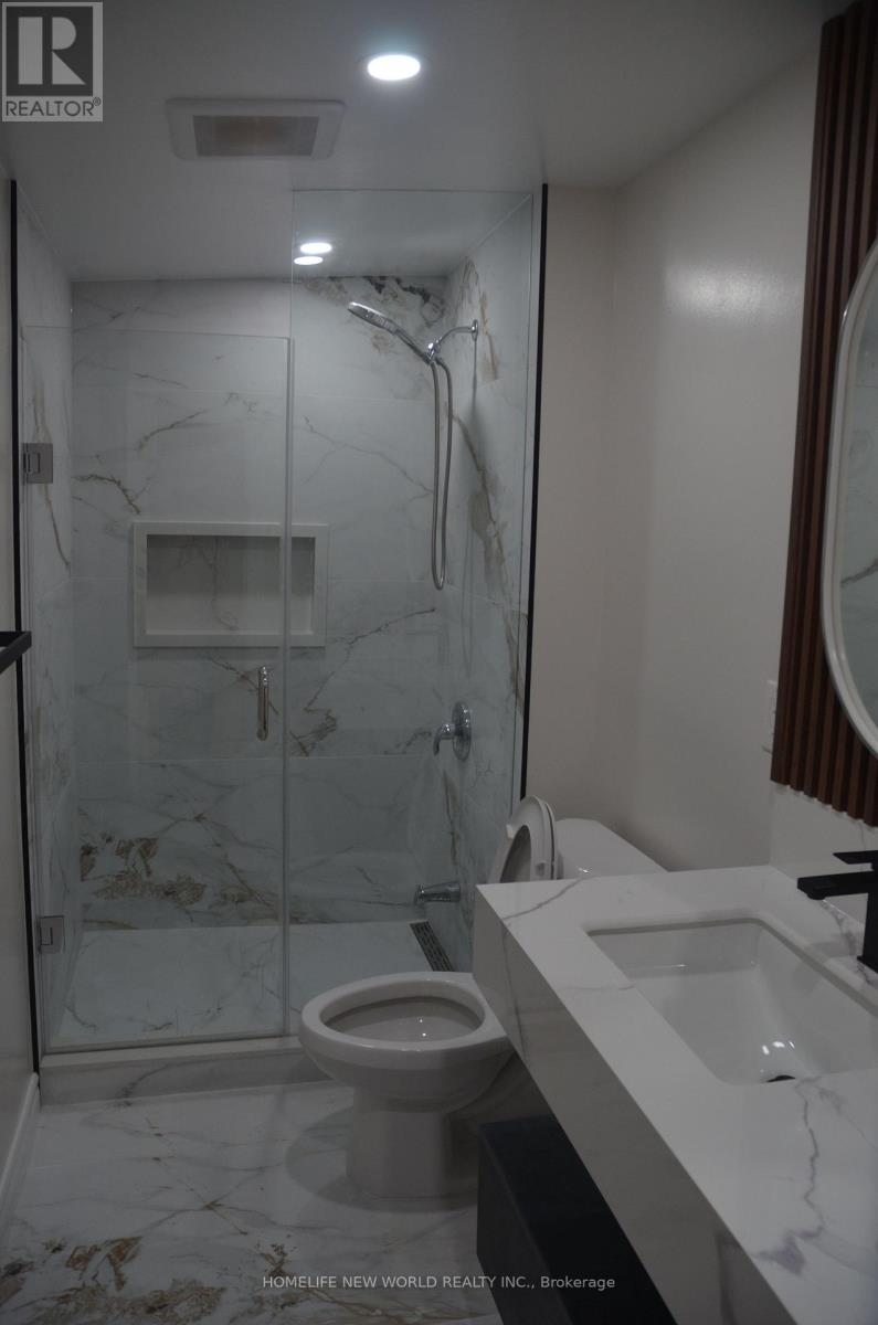 Upper Level - 231 Queen Street W, Toronto, Ontario  M5V 1Z4 - Photo 19 - C12462911
