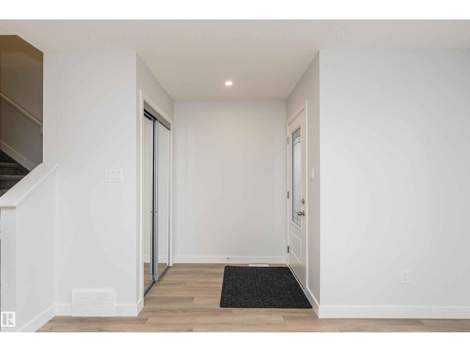 9566 Carson Bn Sw, Edmonton, Alberta  T6W 5H6 - Photo 4 - E4462162