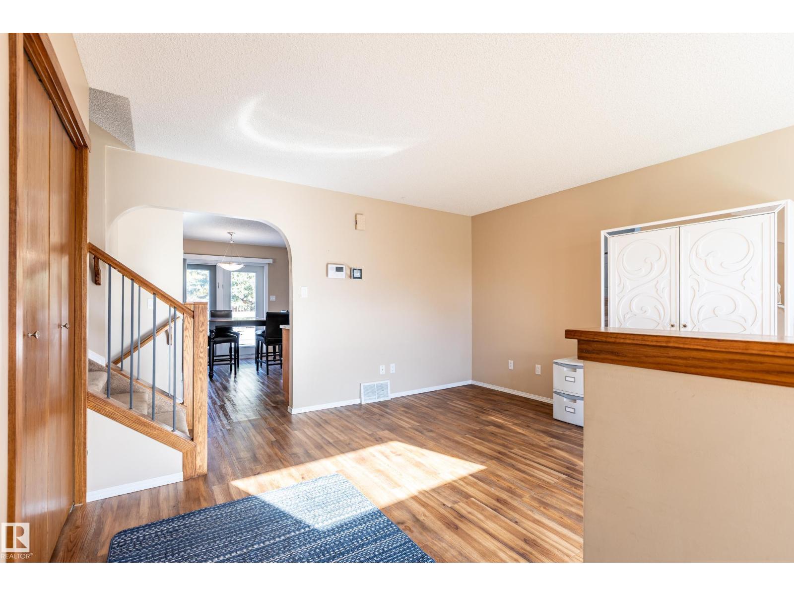 8802 102 Av, Morinville, Alberta  T8R 1B7 - Photo 5 - E4462164