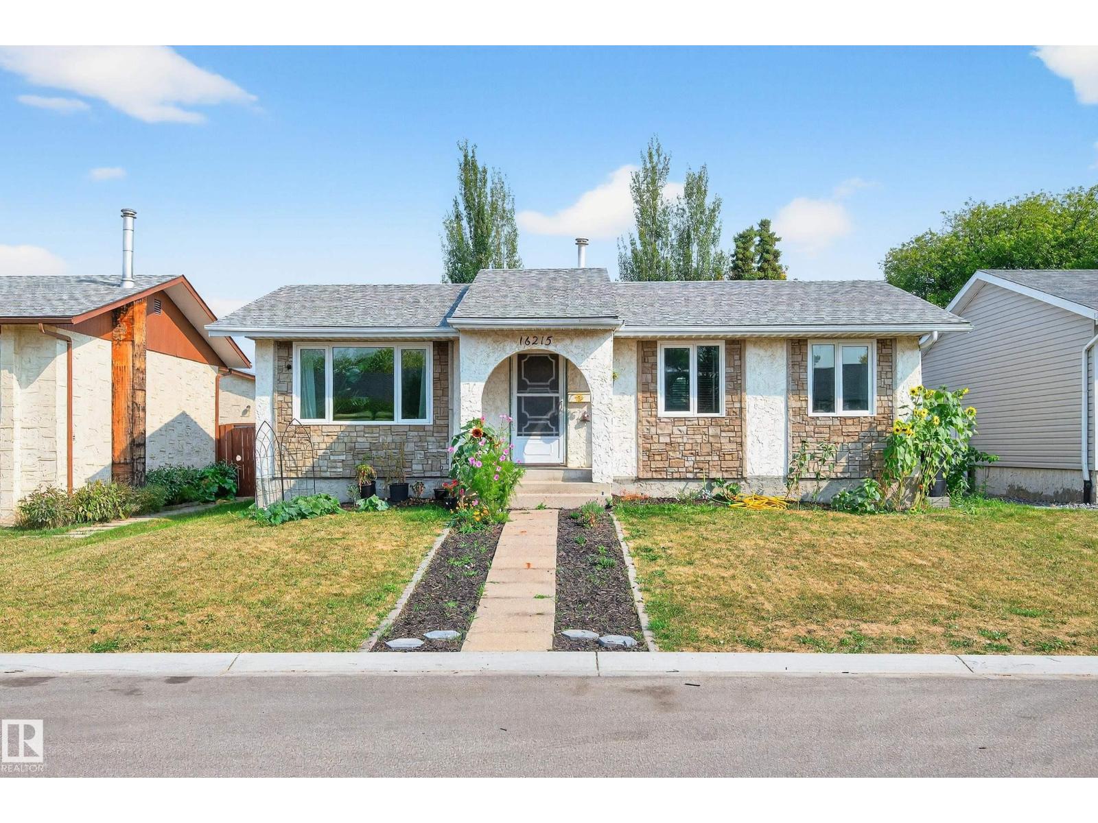 16215 102 St Nw, Edmonton, Alberta  T5X 2G8 - Photo 1 - E4462165