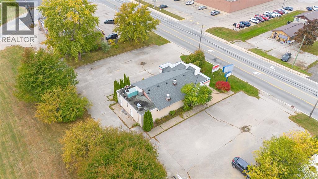 95 King Street East, Lambton Shores, Ontario  N0N 1J0 - Photo 7 - 25025667