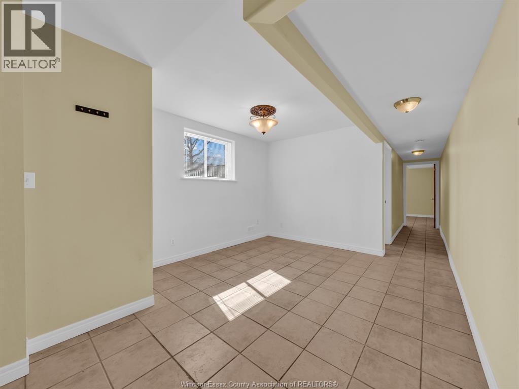 772 Partington Unit# B, Windsor, Ontario  N9B 2N7 - Photo 2 - 25026212