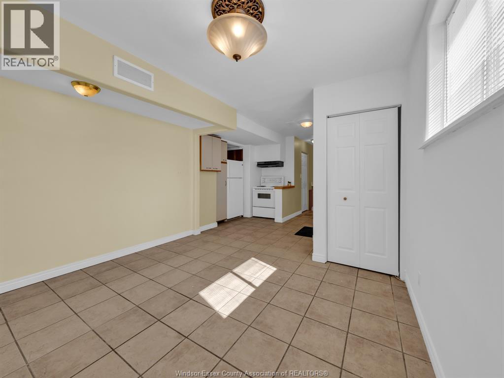 772 Partington Unit# B, Windsor, Ontario  N9B 2N7 - Photo 6 - 25026212