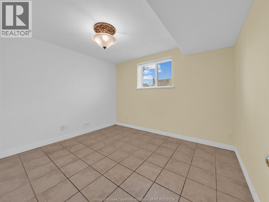 772 Partington Unit# B, Windsor, Ontario  N9B 2N7 - Photo 7 - 25026212