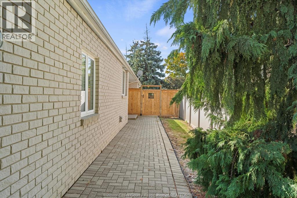 1467 Guildwood Crescent, Lasalle, Ontario  N9H 2B3 - Photo 28 - 25026208
