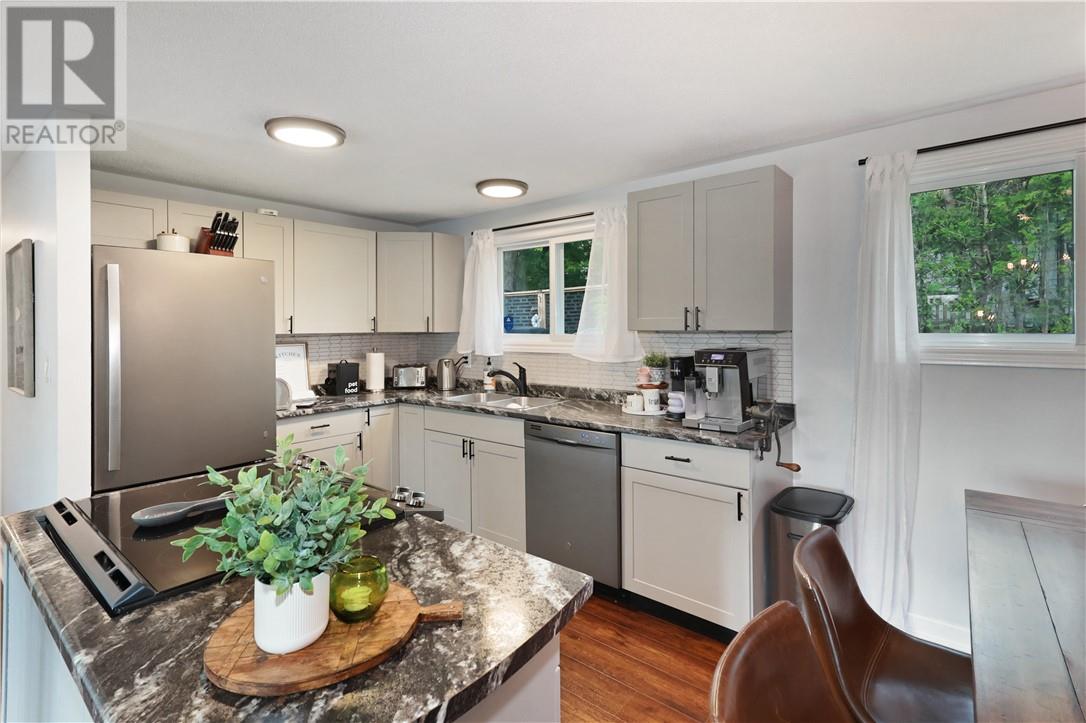 1 Gillanders Road, Elliot Lake, Ontario  P5A 1W4 - Photo 5 - 2125241