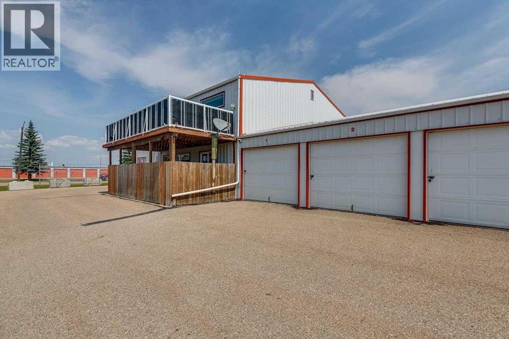 89 Poplar Street, Rural Red Deer County, Alberta  T4E 1B4 - Photo 39 - A2232065