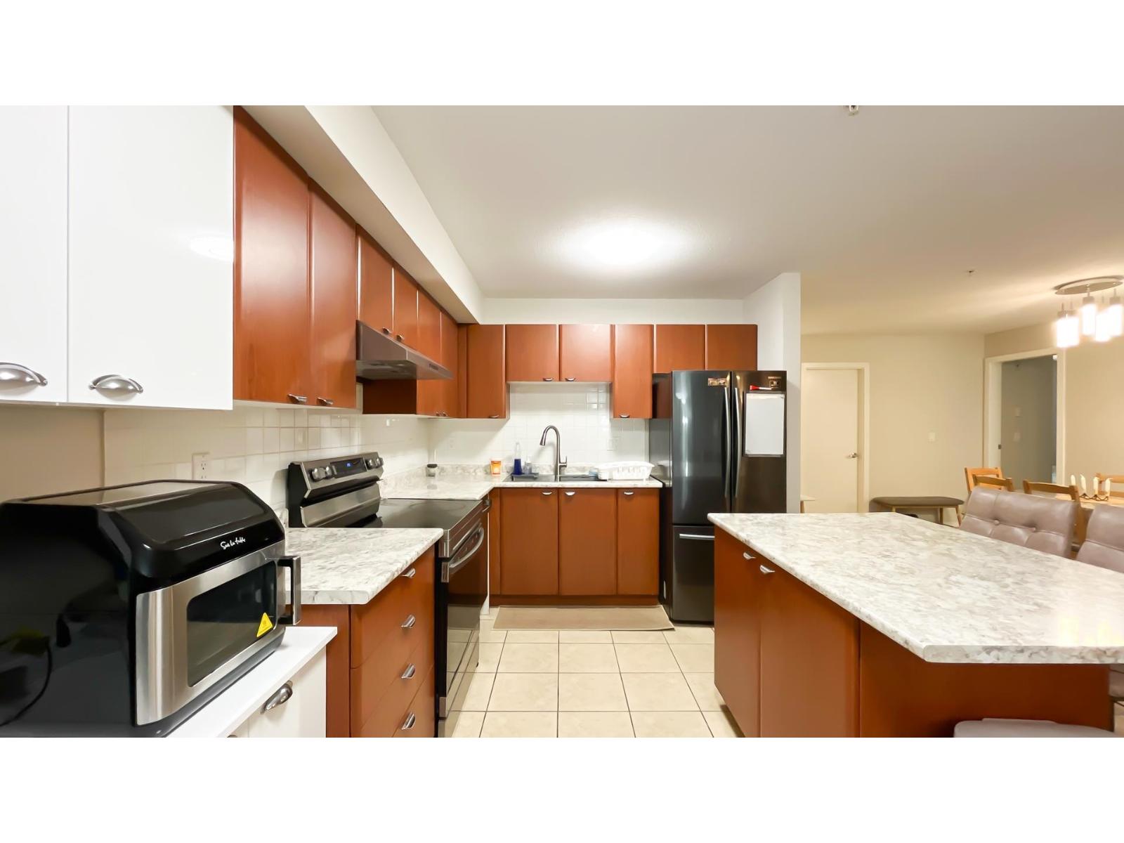 302 10092 148 Street, Surrey, British Columbia  V3R 4G7 - Photo 8 - R3058329
