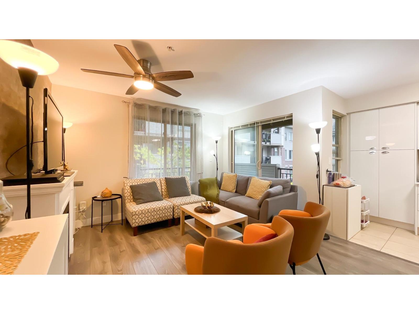 302 10092 148 Street, Surrey, British Columbia  V3R 4G7 - Photo 4 - R3058329