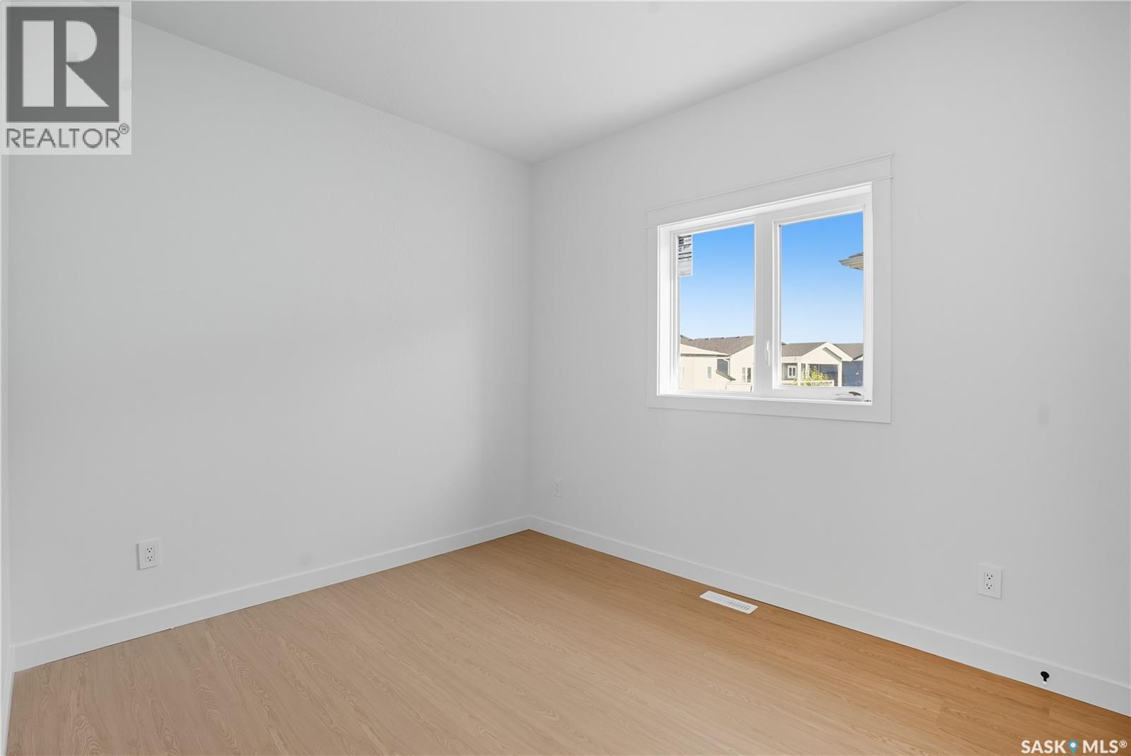 738 Bentley Manor, Saskatoon, Saskatchewan  S7L 6P2 - Photo 23 - SK020755