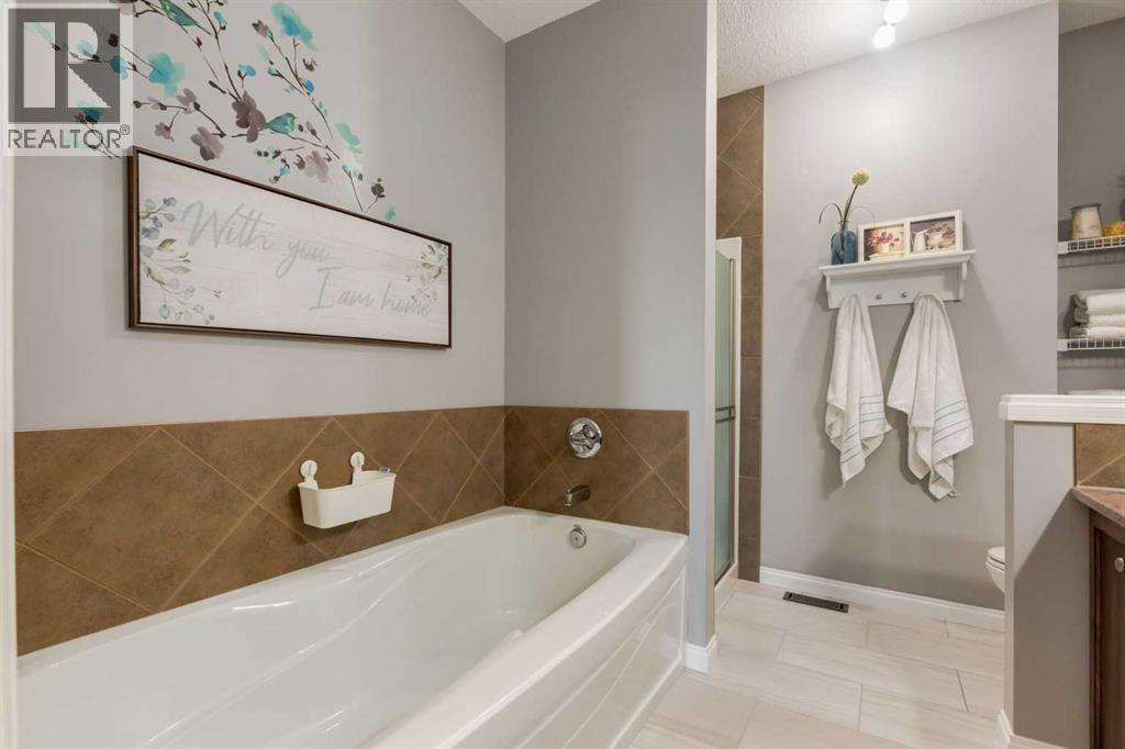 100 Royal Manor Nw, Calgary, Alberta  T3G 5T6 - Photo 20 - A2264486