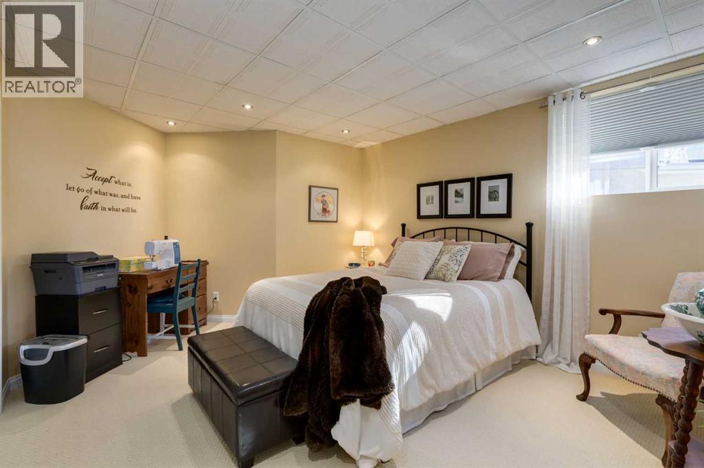 100 Royal Manor Nw, Calgary, Alberta  T3G 5T6 - Photo 28 - A2264486