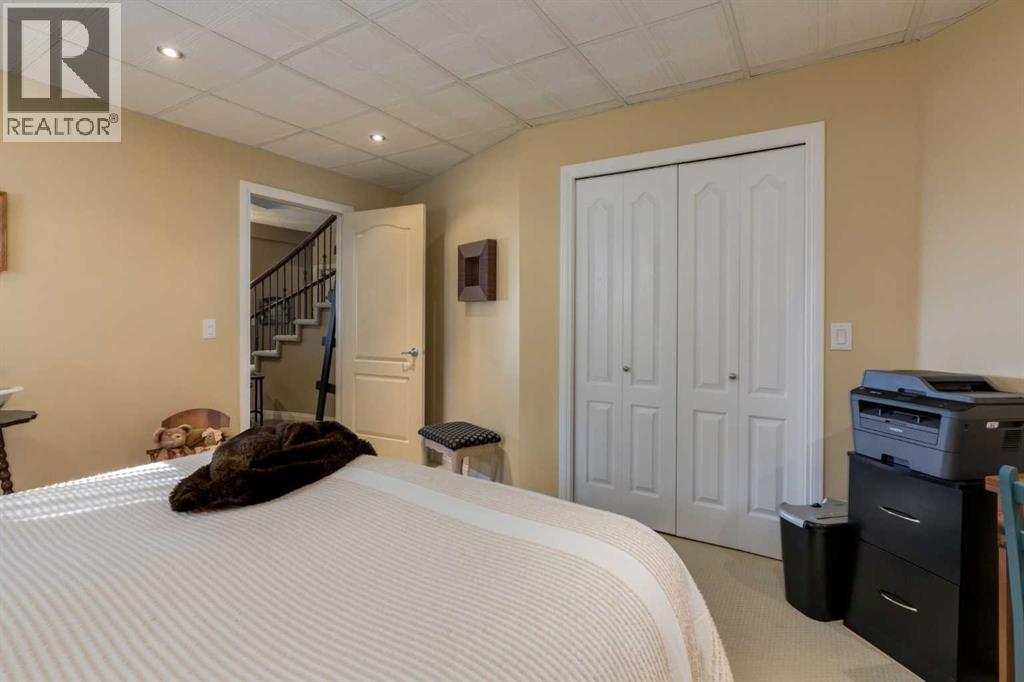 100 Royal Manor Nw, Calgary, Alberta  T3G 5T6 - Photo 29 - A2264486