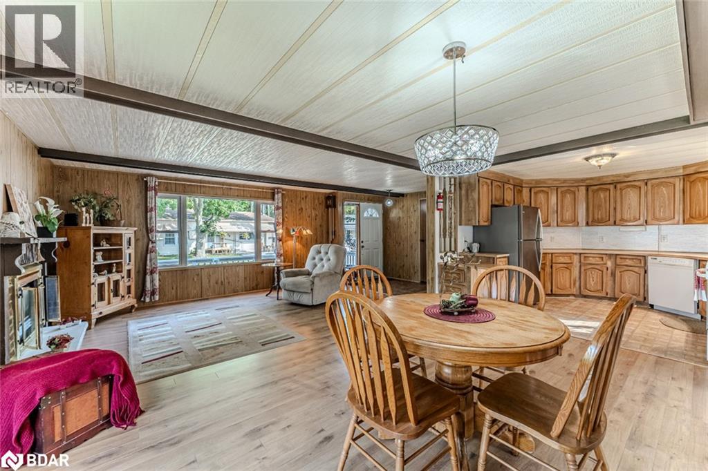 15 Riverview Circle, Innisfil, Ontario  L9S 1M3 - Photo 3 - 40779426
