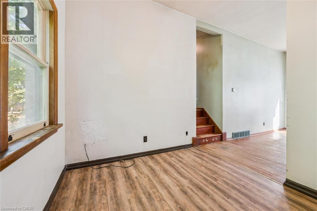 226 Dick Street, Waterloo, Ontario  N2L 1N4 - Photo 10 - 40777607