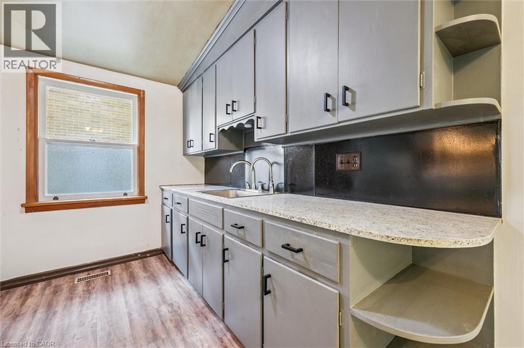 226 Dick Street, Waterloo, Ontario  N2L 1N4 - Photo 14 - 40777607