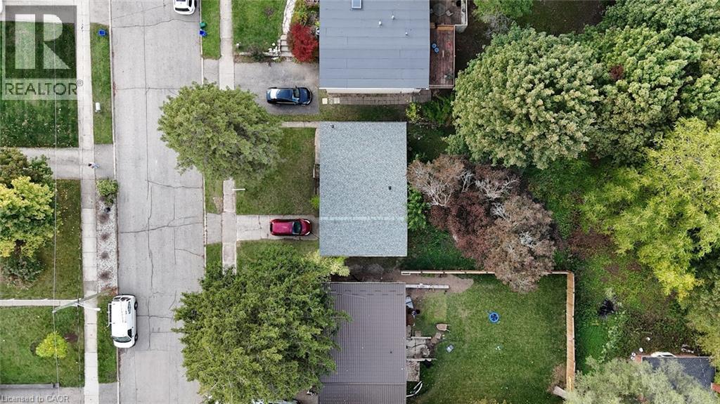 226 Dick Street, Waterloo, Ontario  N2L 1N4 - Photo 29 - 40777607