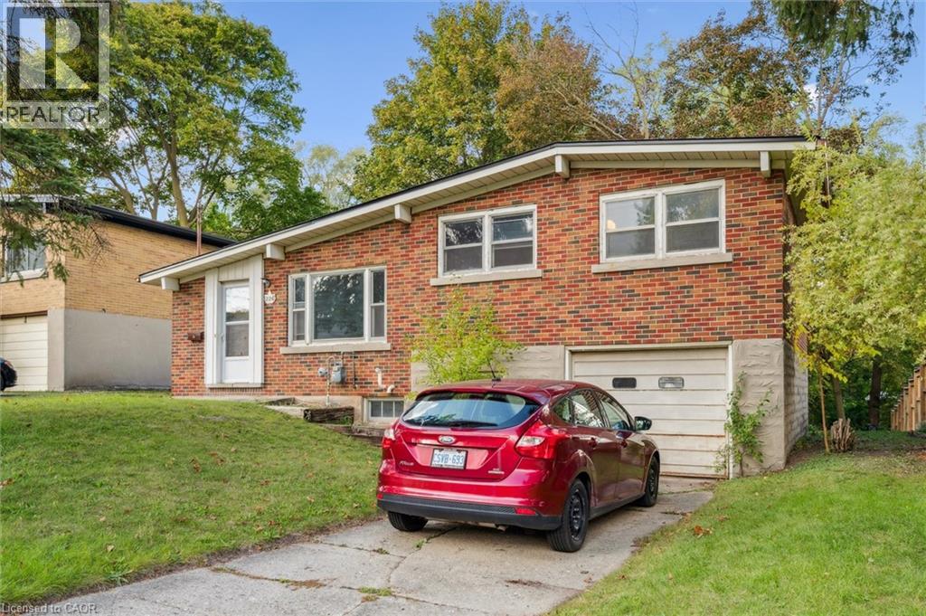 226 Dick Street, Waterloo, Ontario  N2L 1N4 - Photo 3 - 40777607