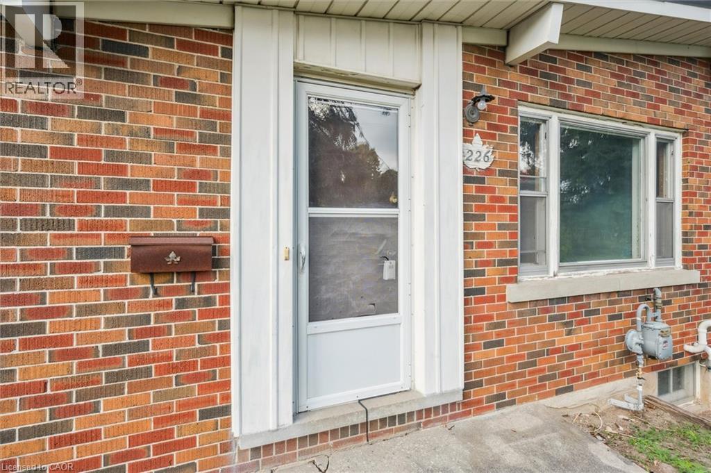226 Dick Street, Waterloo, Ontario  N2L 1N4 - Photo 5 - 40777607