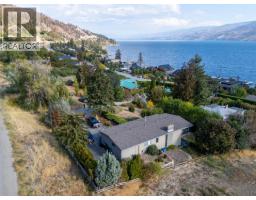 5284 Tailyour Lane, peachland, British Columbia