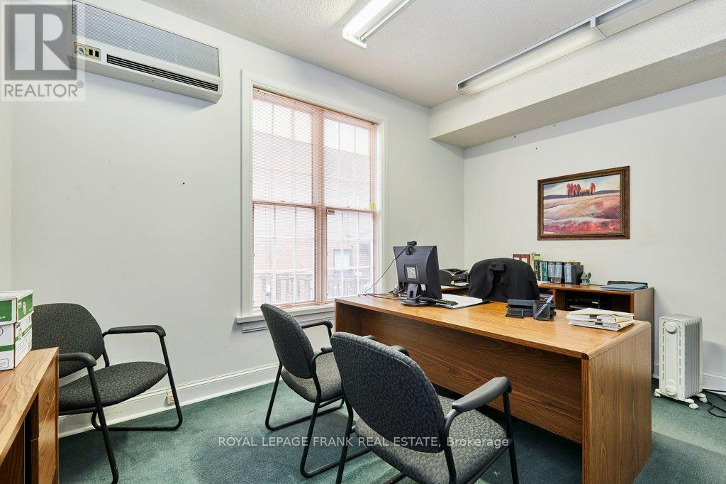 215 Simcoe Street N, Oshawa, Ontario  L1G 4T1 - Photo 11 - E12463773