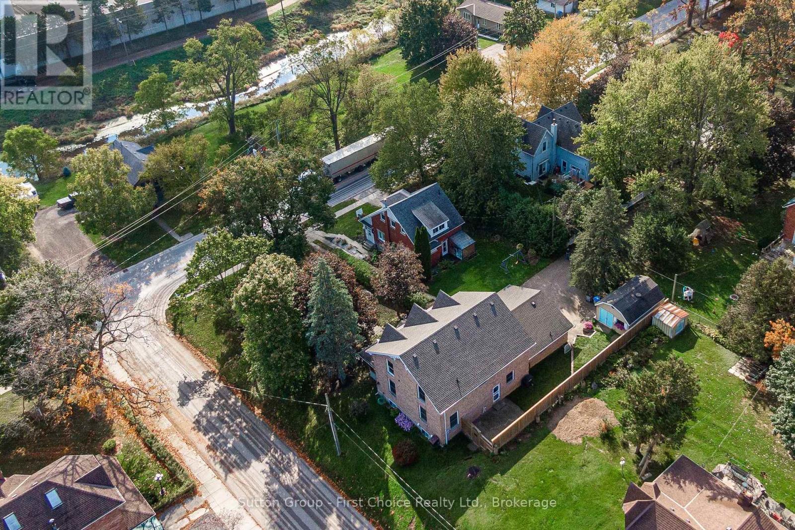 106 Blanshard Street, West Perth, Ontario  N0K 1N0 - Photo 4 - X12463780