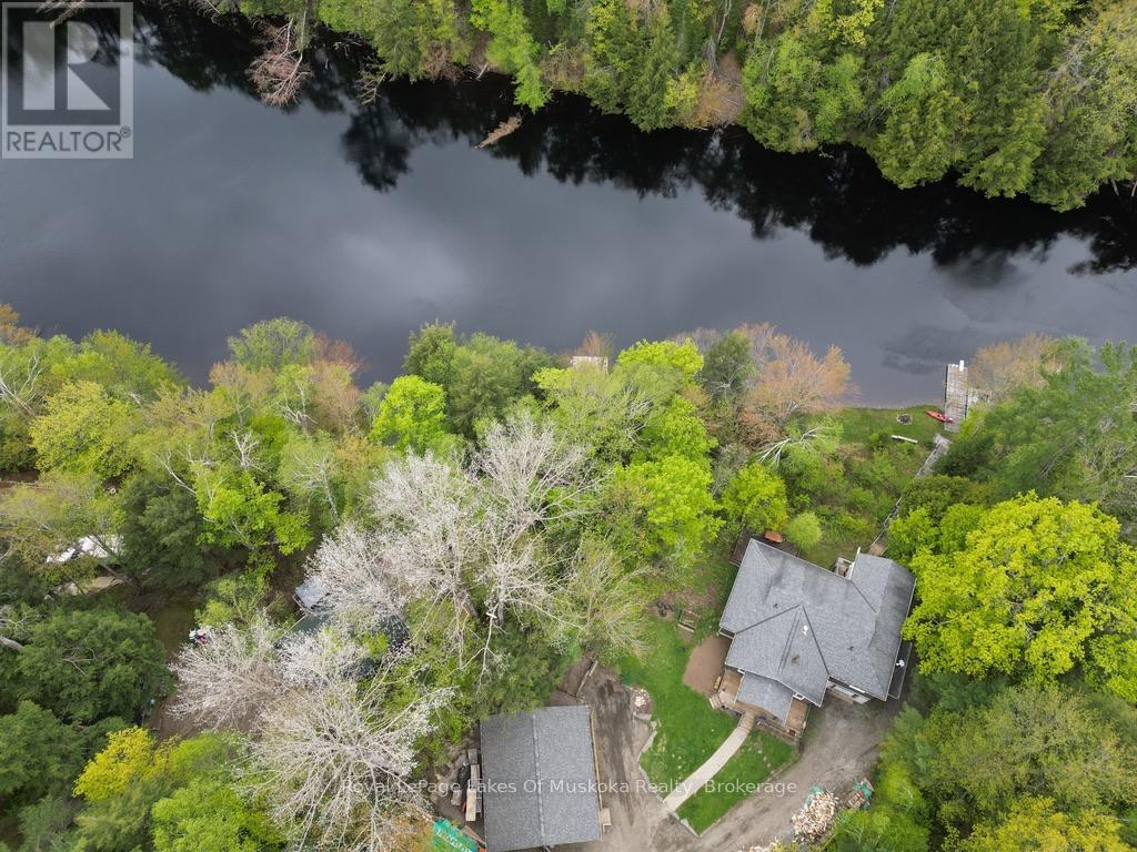 1075 ROCKY NARROW ROAD, Bracebridge, Ontario