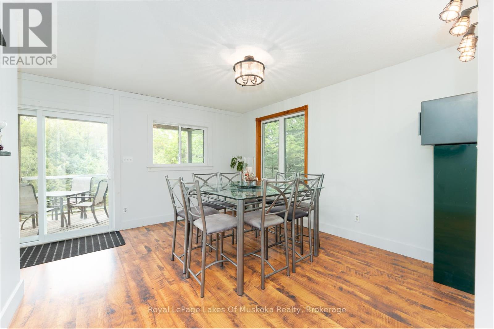 1075 Rocky Narrow Road, Bracebridge, Ontario  P1L 1X1 - Photo 10 - X12463826