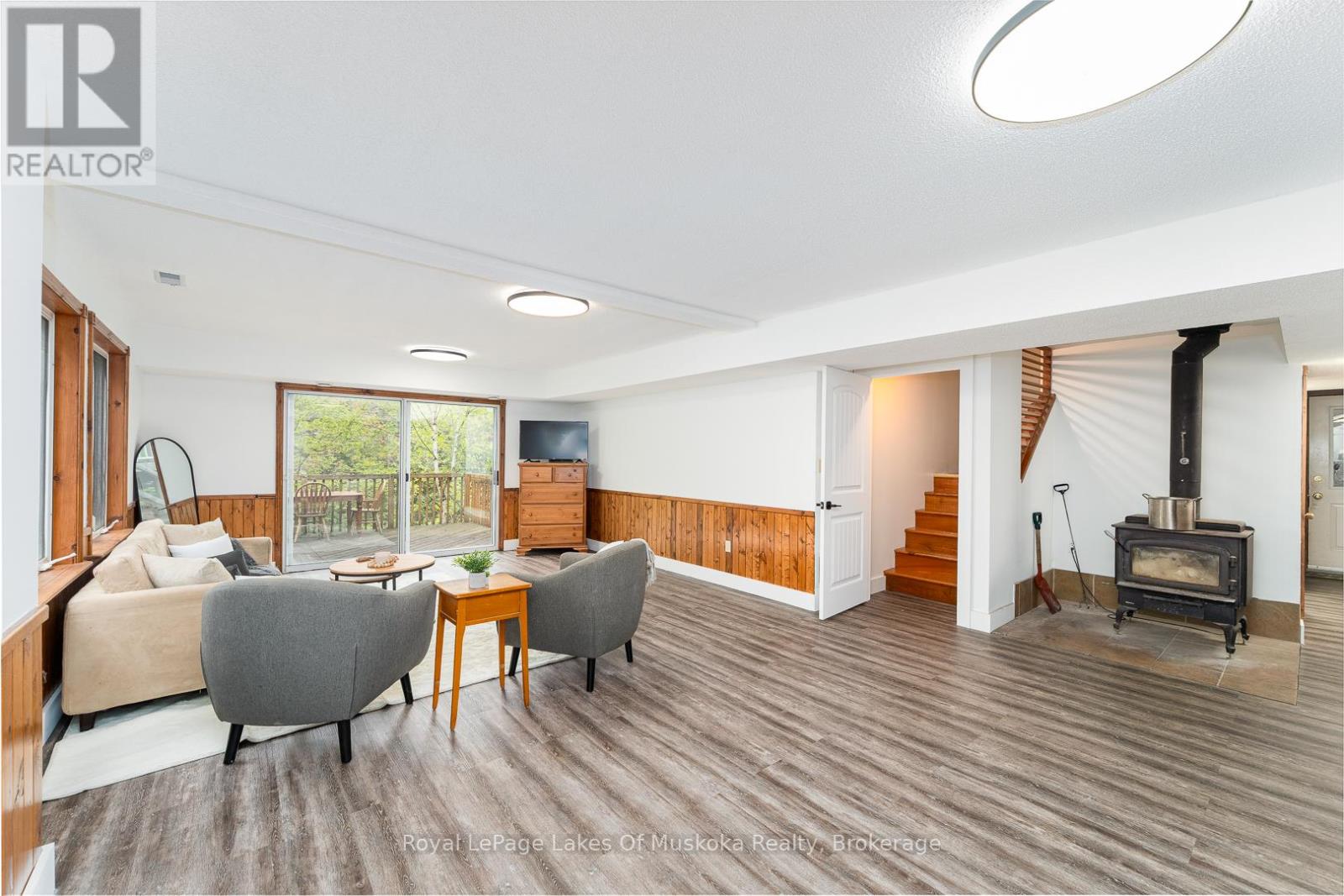 1075 Rocky Narrow Road, Bracebridge, Ontario  P1L 1X1 - Photo 20 - X12463826