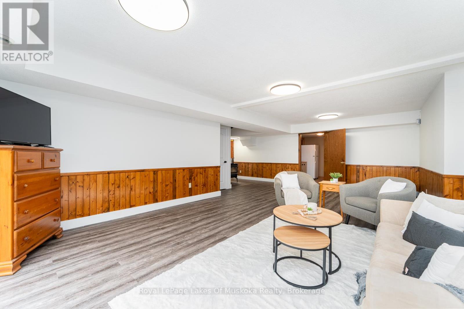 1075 Rocky Narrow Road, Bracebridge, Ontario  P1L 1X1 - Photo 22 - X12463826
