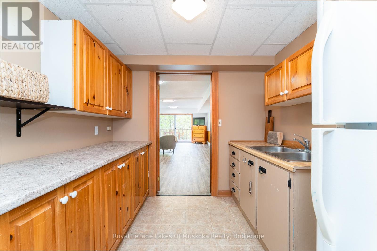 1075 Rocky Narrow Road, Bracebridge, Ontario  P1L 1X1 - Photo 25 - X12463826