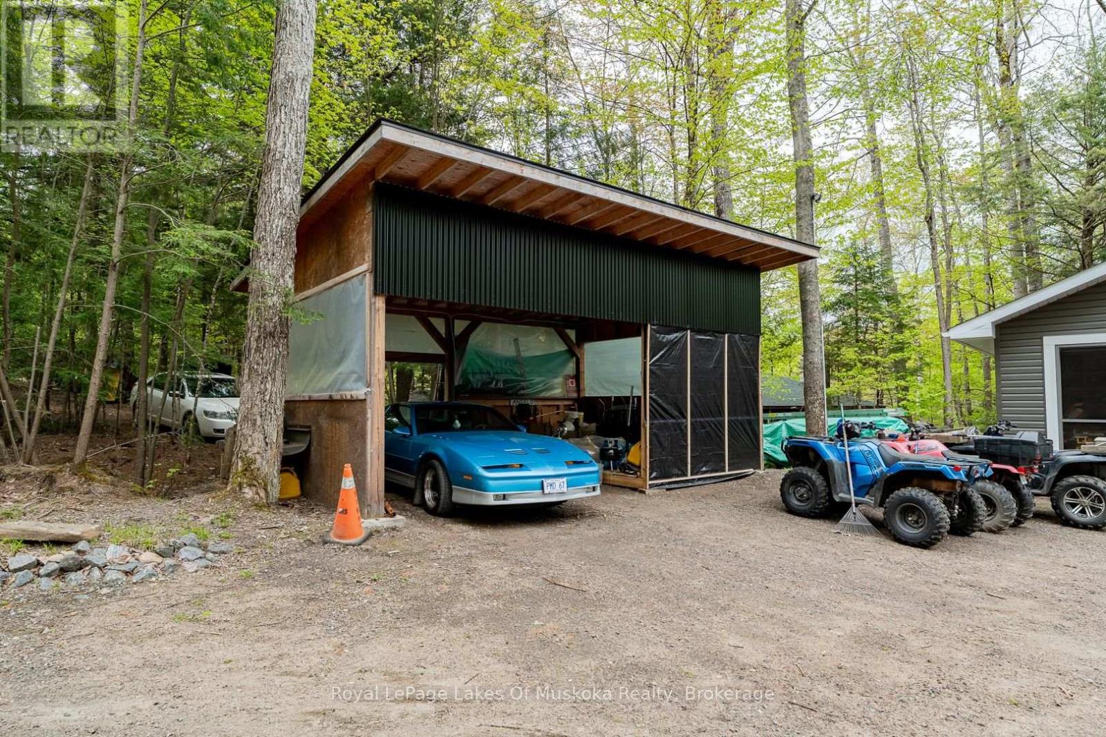 1075 Rocky Narrow Road, Bracebridge, Ontario  P1L 1X1 - Photo 38 - X12463826