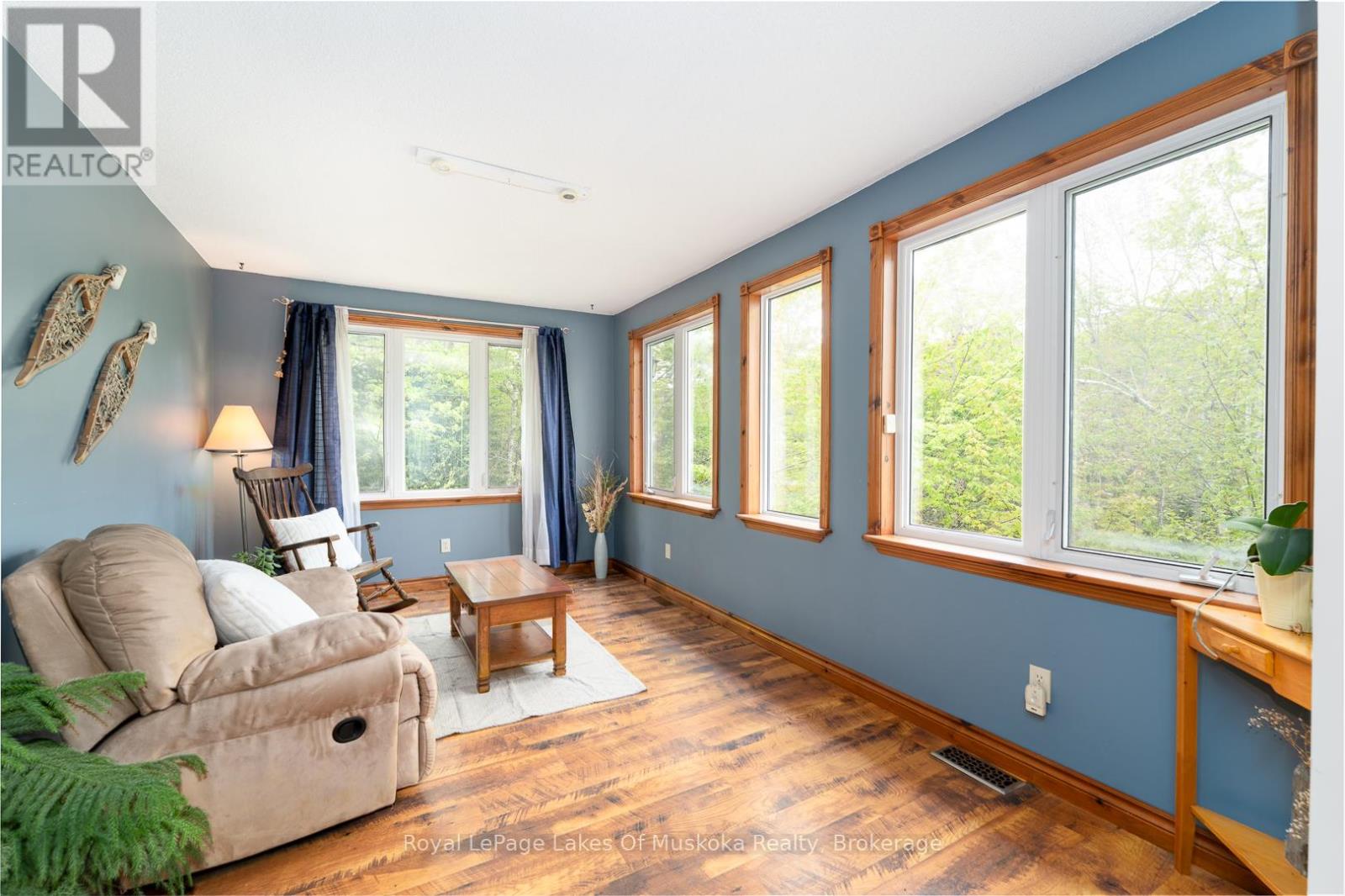 1075 Rocky Narrow Road, Bracebridge, Ontario  P1L 1X1 - Photo 8 - X12463826