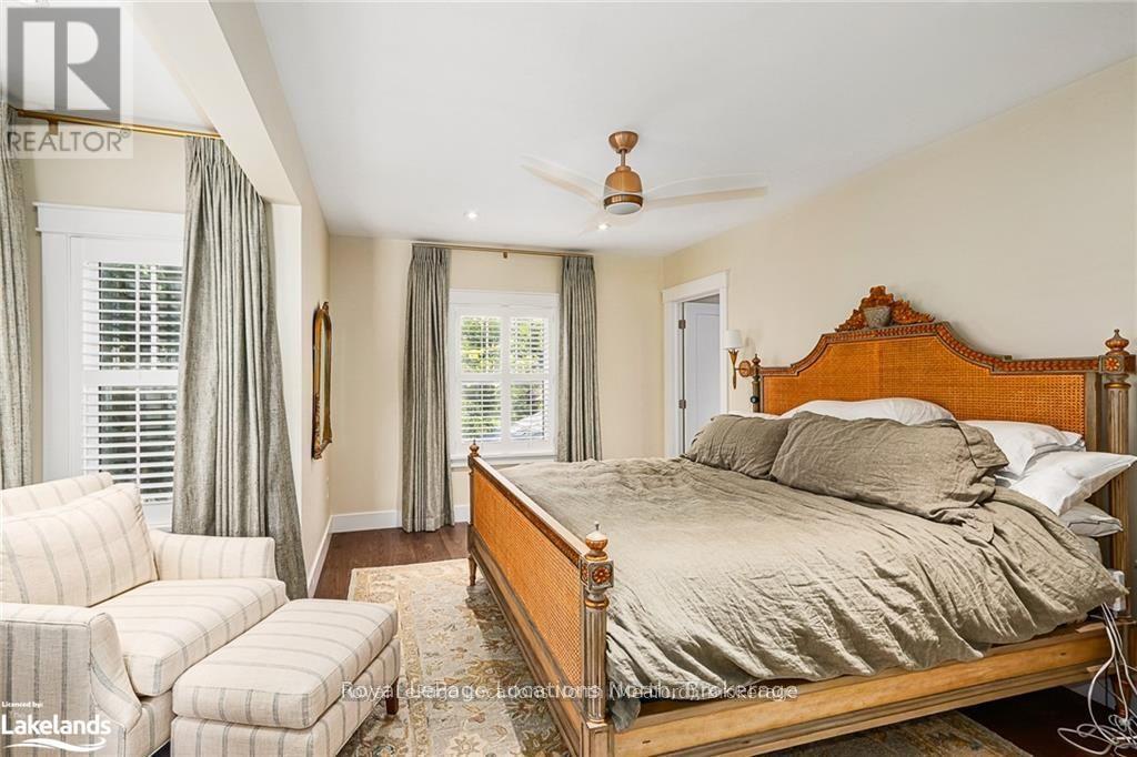 56 Bruce Street S, Blue Mountains, Ontario  N0H 2P0 - Photo 11 - X12463832