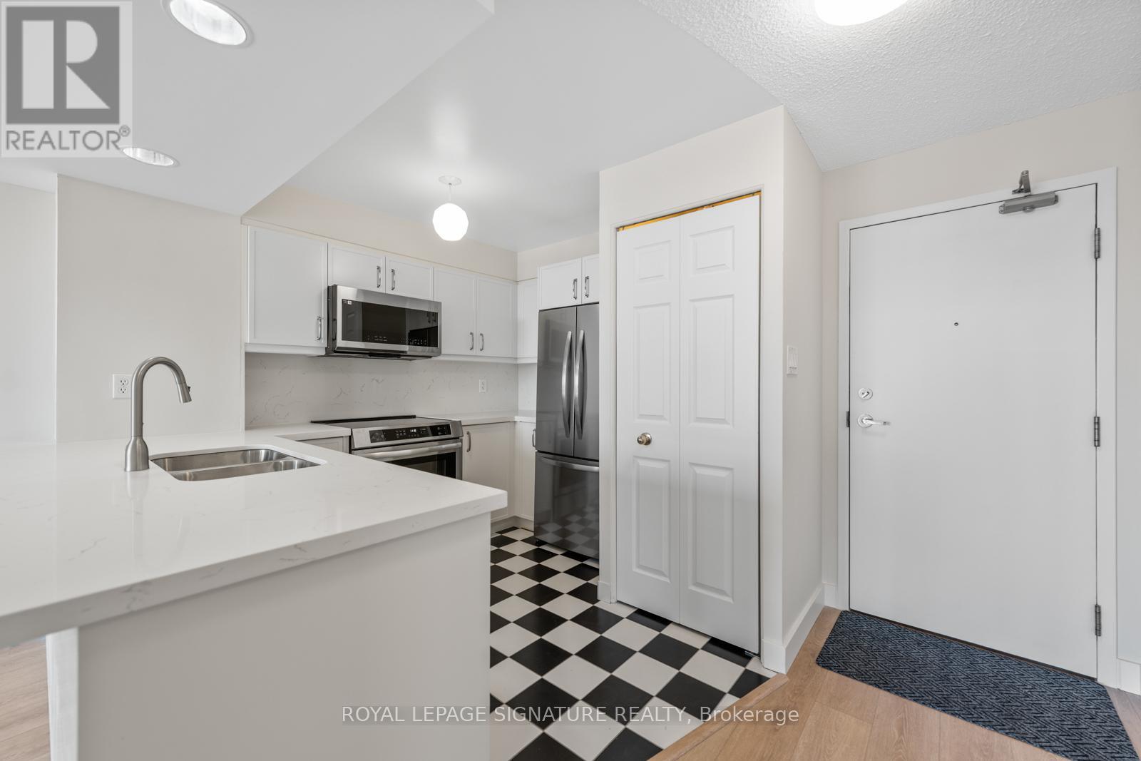 1219 - 801 King Street W, Toronto, Ontario  M5V 3C9 - Photo 10 - C12463665