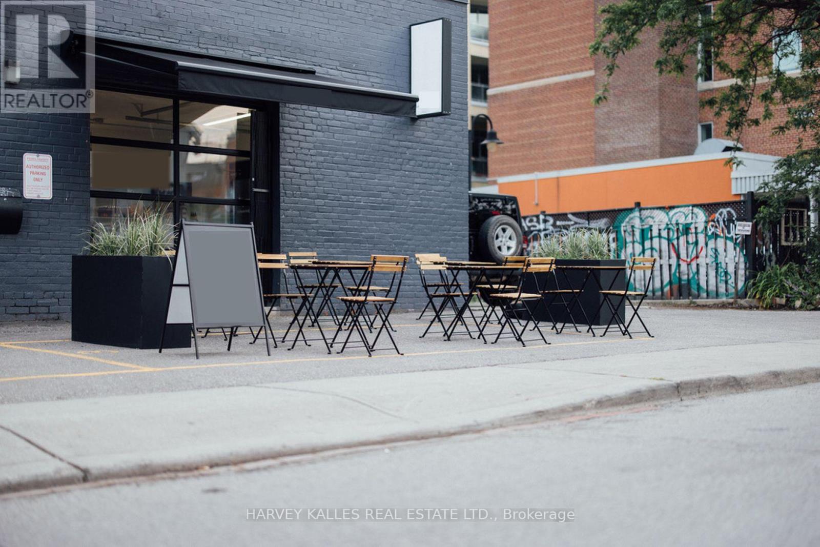 2 - 398 Spadina Avenue, Toronto, Ontario  M5T 2G5 - Photo 8 - C12463668
