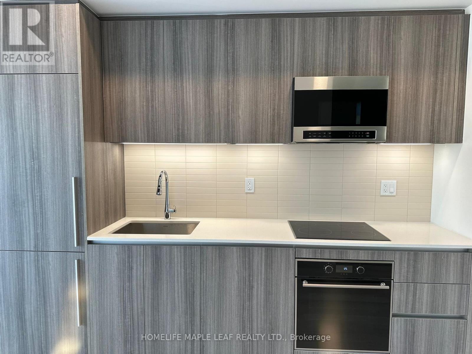 4504 - 8 Cumberland Street, Toronto, Ontario  M4W 0B6 - Photo 6 - C12463669