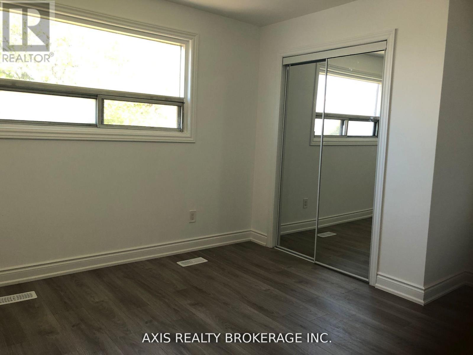 596 Glenholme Avenue, Toronto, Ontario  M6E 3G4 - Photo 7 - C12463690