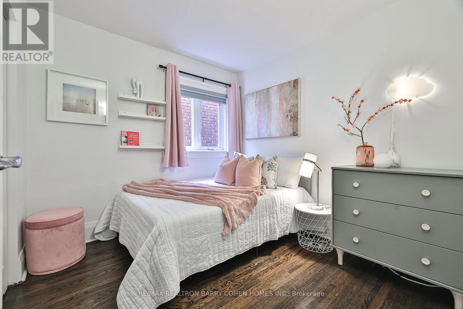 107 Atlas Avenue, Toronto, Ontario  M6C 3P2 - Photo 16 - C12463700