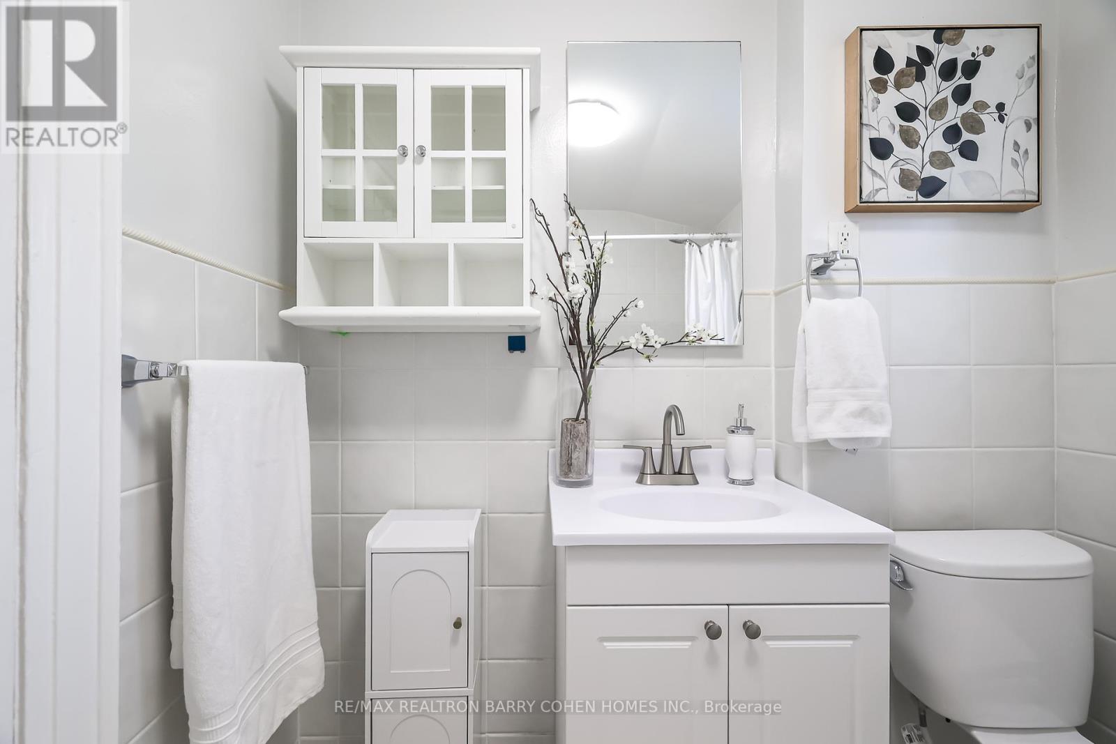 107 Atlas Avenue, Toronto, Ontario  M6C 3P2 - Photo 19 - C12463700