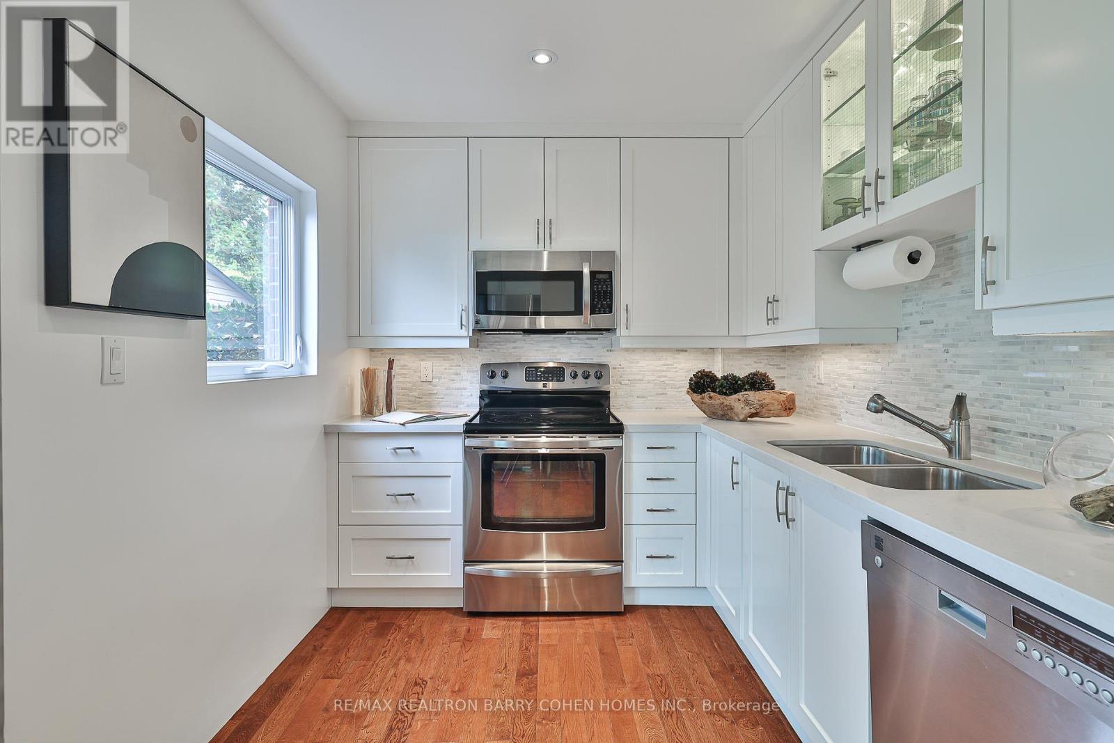 107 Atlas Avenue, Toronto, Ontario  M6C 3P2 - Photo 8 - C12463700