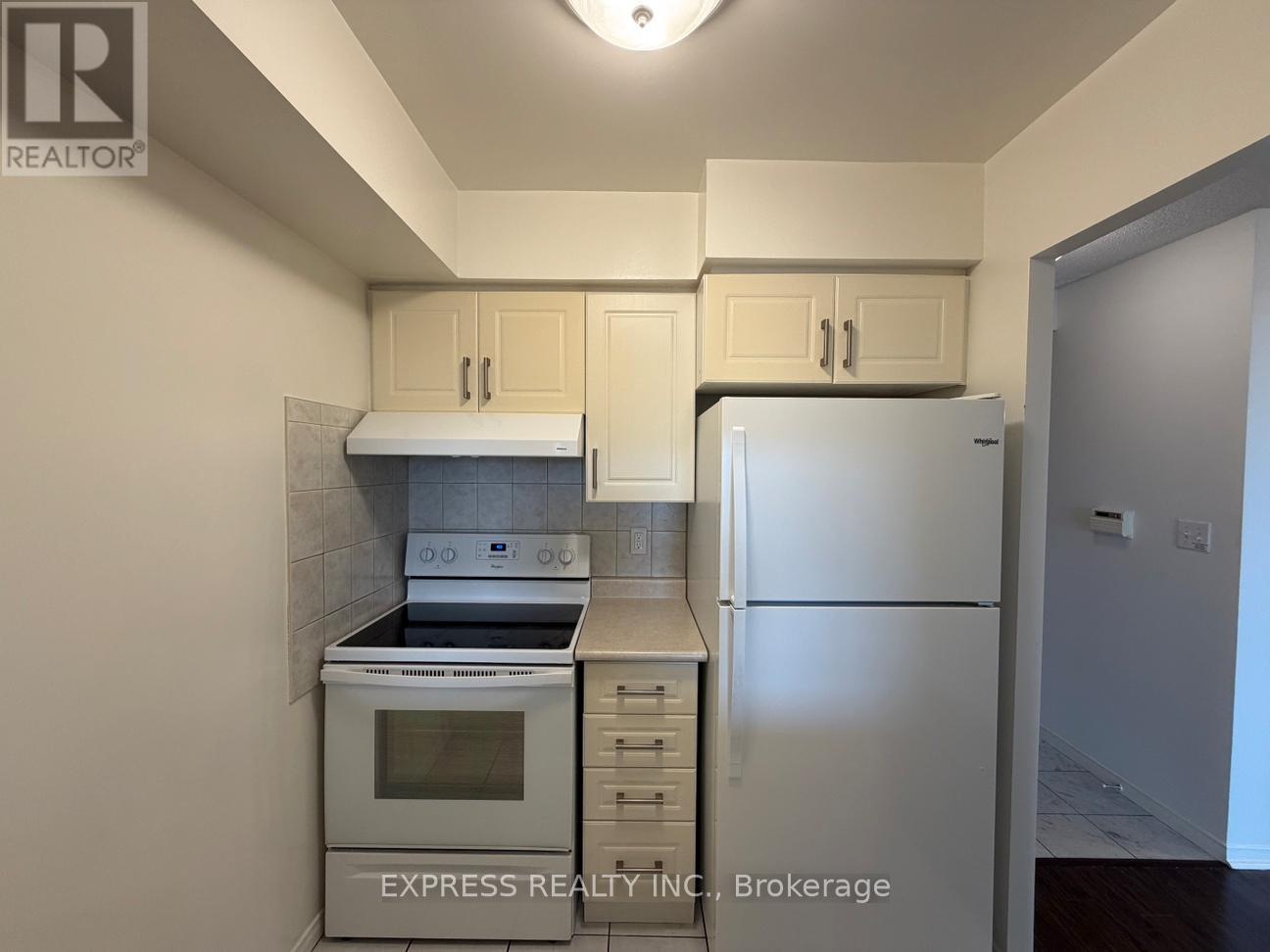 1205 - 1 Pemberton Avenue, Toronto, Ontario  M2M 4L9 - Photo 5 - C12463704